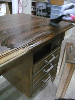 repaint_desk09